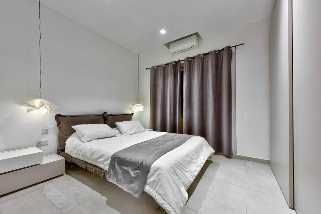 Modern 3 Bed & 2 Bth Apt Sliema Exteriér fotografie